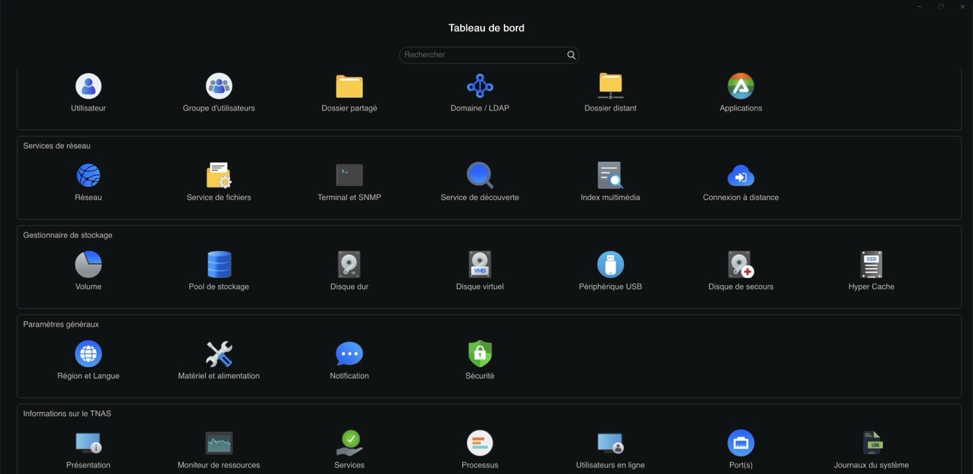 Interface TOS 6 sur TerraMaster F6-424 Max (vue 2)